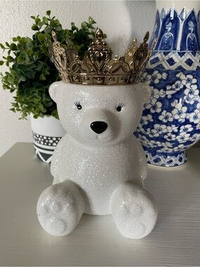 Bath & Body Works Royal Polar Bear Glitter 3 Wick Candle Holder